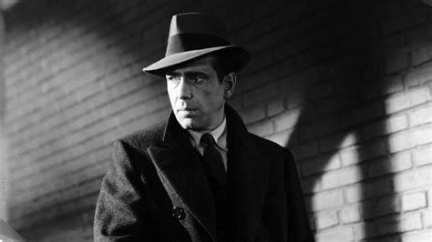 ¡Maltese Falcon! Una película de detectives llena de intriga y sombras en la ciudad de San Francisco!